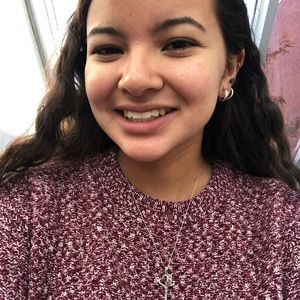 Meet your Posher, Nayomi